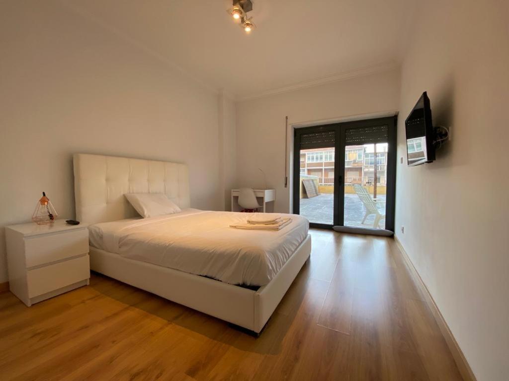 Bedrooms In Modern Guest House アルマダ エクステリア 写真