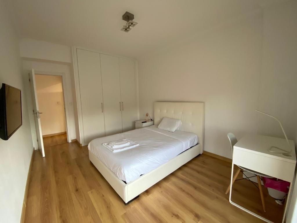 Bedrooms In Modern Guest House アルマダ エクステリア 写真